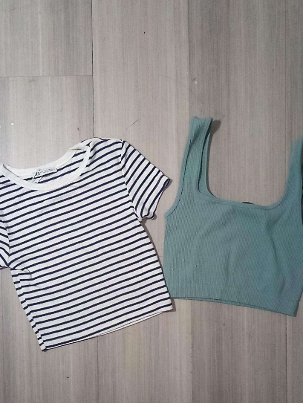 🌁 NWOT: ZARA; (2) CROPPED SHIRT BUNDLE XS/S.
